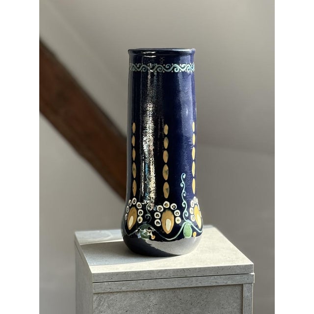 Antique Slipware Vase by Alfred Kusche for Karlsruher Majolika For Sale - Image 9 of 10