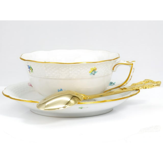 1980s Herend "Kimberly" China Service for 8 40 Piece Hand-Painted Fine China With Gold Trim For Sale - Image 9 of 12