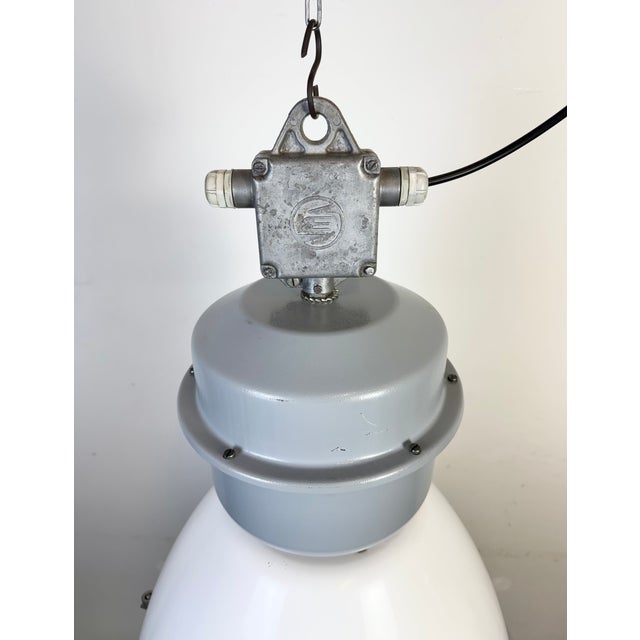 Gray Large Industrial White Enamel Lamp with Clear Glass Cover from Elektrosvit, 1960s For Sale - Image 8 of 18