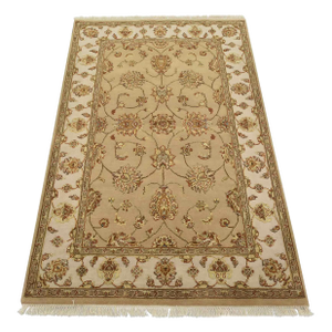 Agra Rug 4’1” X 6’2” Beige Wool/Silk Traditional Hand-Knotted Oriental Carpet