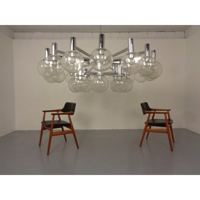 Metal Large Chromed Spider Sputnik Lamp with 24 Handblownd Ice Glass Balls from Ott International, Germany, 1960s For Sale - Image 7 of 18