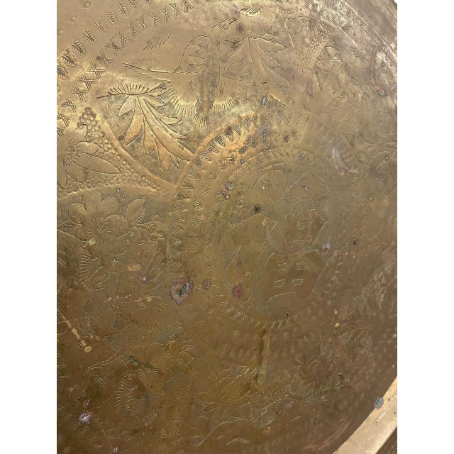 1970s Large Decorative Engraved Brass-Toned Tray With Scalloped Edge and Figural Motifs For Sale - Image 5 of 9