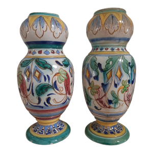 Pair of Early Majolica Italian Vases Deruta