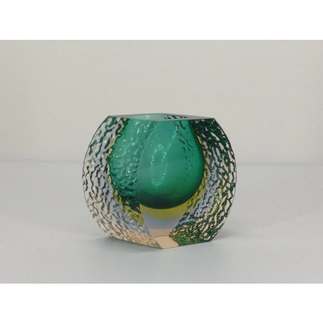 Submerged Vase attributed to Alessandro Mandruzzato, 1960s For Sale - Image 7 of 7