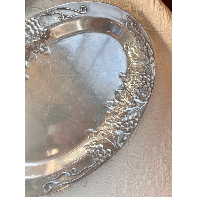 Pair of Garden Path Grapes Serving Platters by Wilton Armetale, 1990s For Sale In Tampa - Image 6 of 7