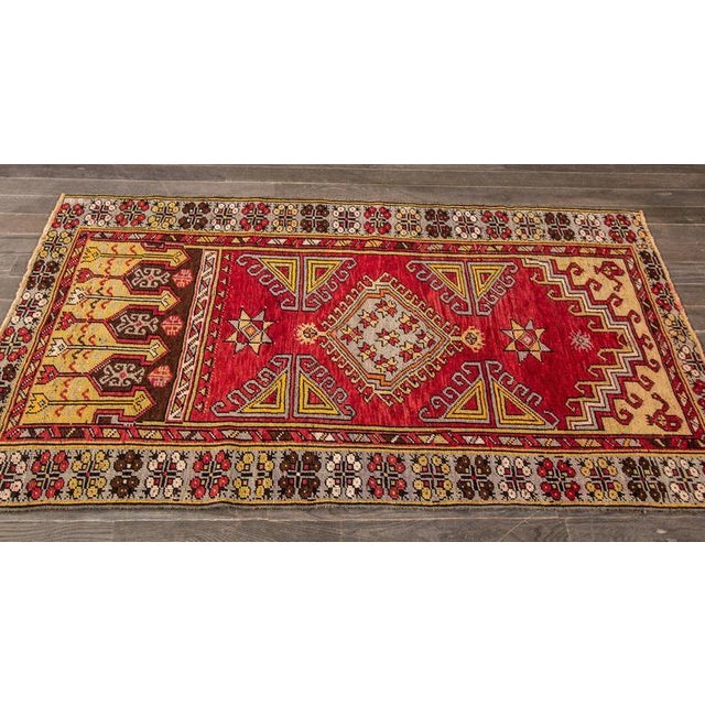 Doris Leslie Blau Vintage Striped Light Beige Hand-Knotted Wool Rug For Sale - Image 4 of 7