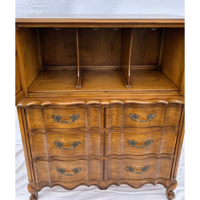 White Furniture Mid 20th Century White Furniture Bedroom Set of 3 For Sale - Image 4 of 18