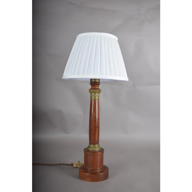 Neo-Classical Turned Wood and Brass Column Table Lamp with Pleated Shade, 1950s For Sale - Image 4 of 11