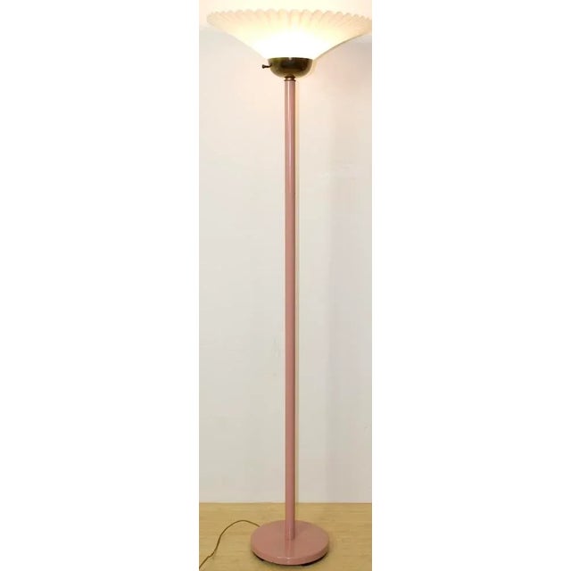 Mid-Century Modern 1970s Pink Metal Torchiere Floor Lamp | Scalloped Shade For Sale - Image 3 of 5