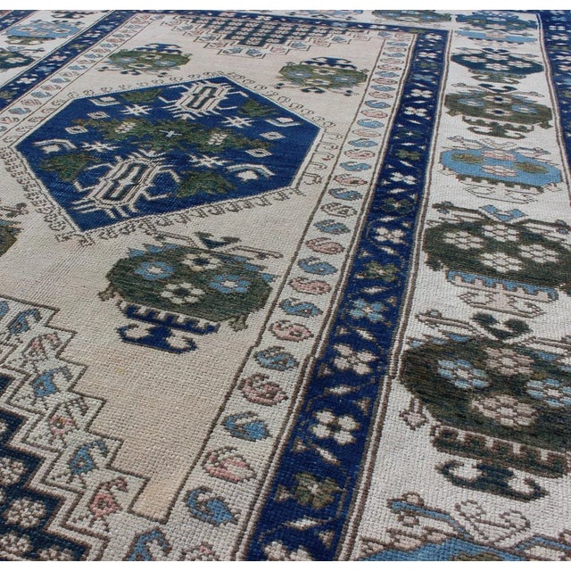 Blue and Green Geometric Oushak Vintage Rug With Medallion For Sale In Atlanta - Image 6 of 8