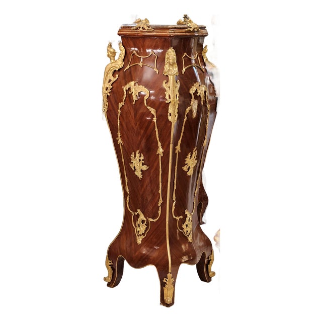 Royal Impressions – Louis XV-Inspired Wooden Pedestal With Scenic Artwork, Marble Top & Gilded Accents For Sale