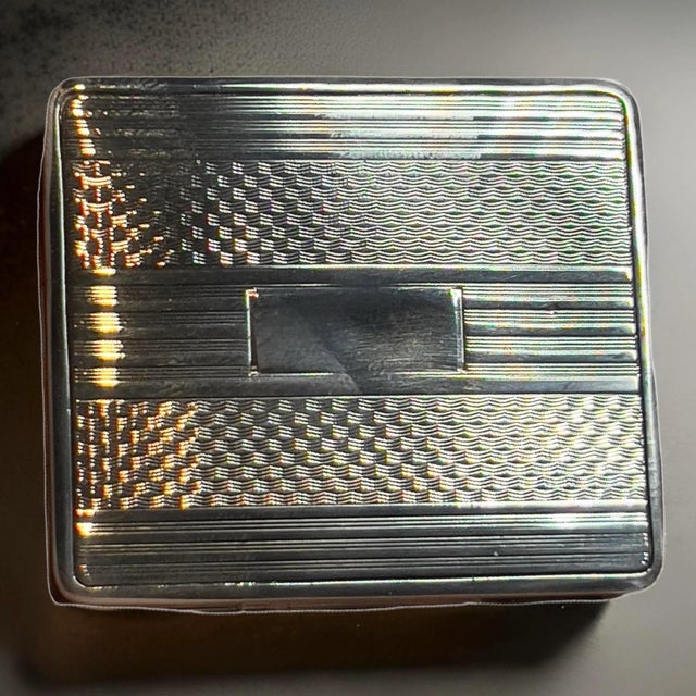Tiffany and Co. 1990s Tiffany & Co. Sterling Silver Compact Mirror For Sale - Image 4 of 10