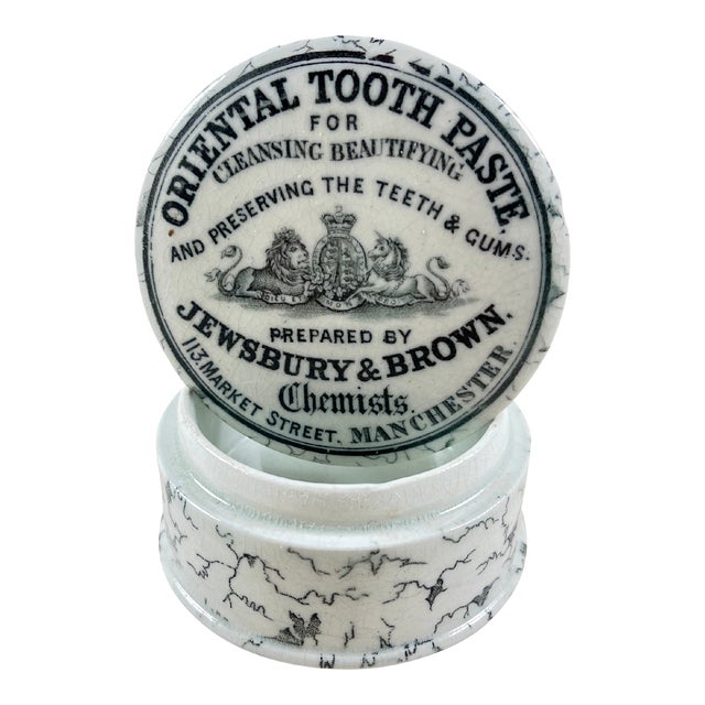 Staffordshire Oriental Tooth Paste Lidded Pot, Circa 1880 For Sale