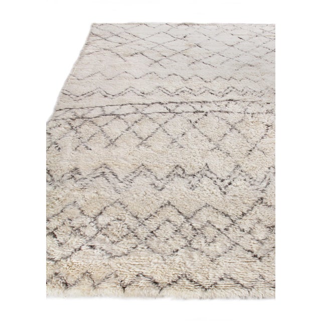 Weighton Ivory/Charcoal Hand knotted Wool Area Rug - 9'x12' For Sale - Image 4 of 8