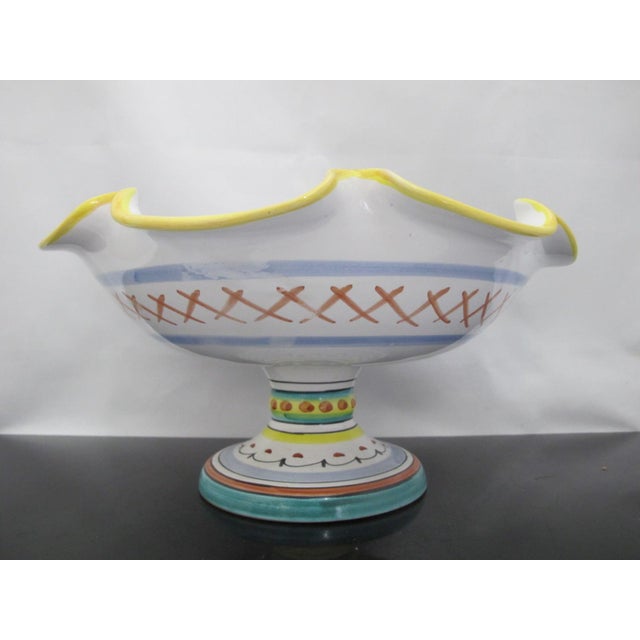 Ceramic Deruta Italian Colorful Majolica Pottery Scalloped Rim Pedestal Fruit Bowl For Sale - Image 7 of 9