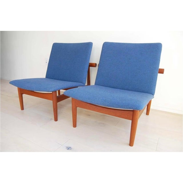 Mid 20th Century Rare Pair of Finn Juhl Fd137 “Japan Series” Lounge Chairs, France & Søn, 1960s For Sale - Image 5 of 7