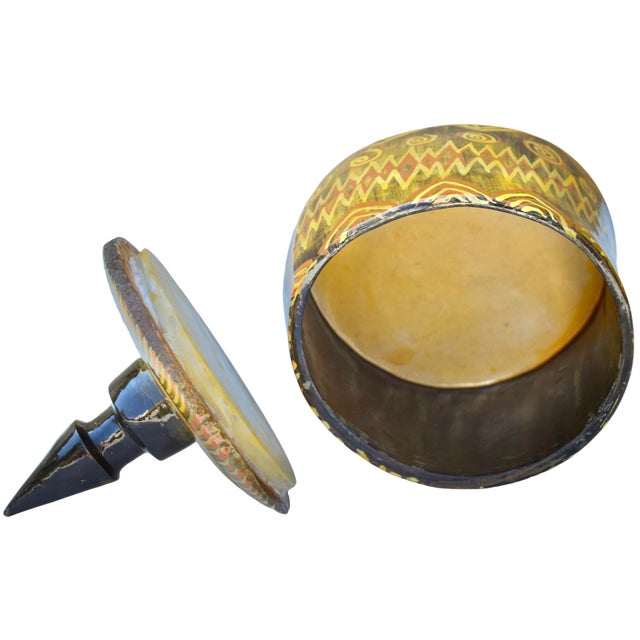 Late 20th Century Vintage Handcrafted & Patterned West-African Natural Horn Vessel For Sale - Image 5 of 6