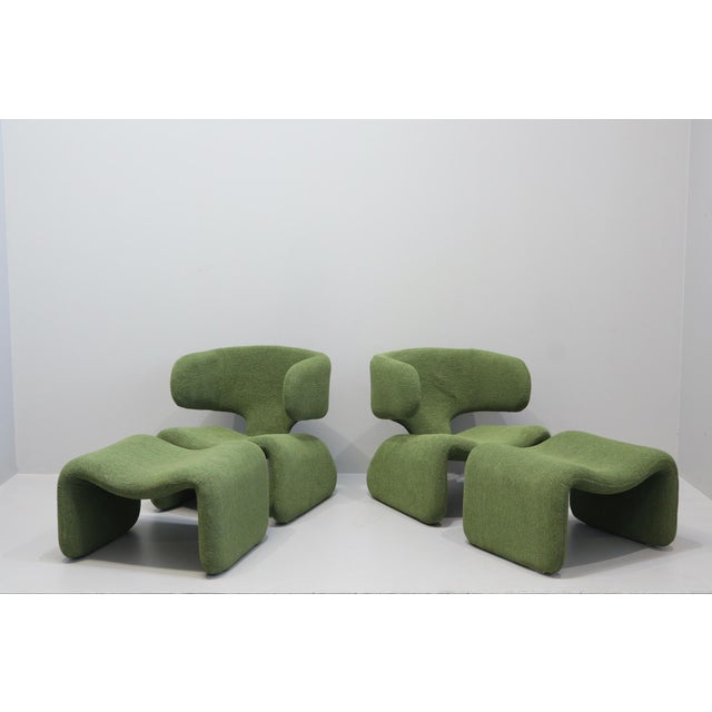 Airborne Jinn Armchairs and Ottoman by Olivier Mourgue for Airborne, 1965, Set of 4 For Sale - Image 4 of 6