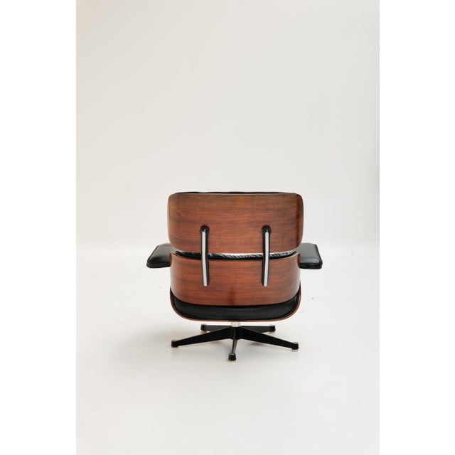 Herman Miller Lounge Chair by Charles & Ray Eames for Herman Miller, 1970s For Sale - Image 4 of 15