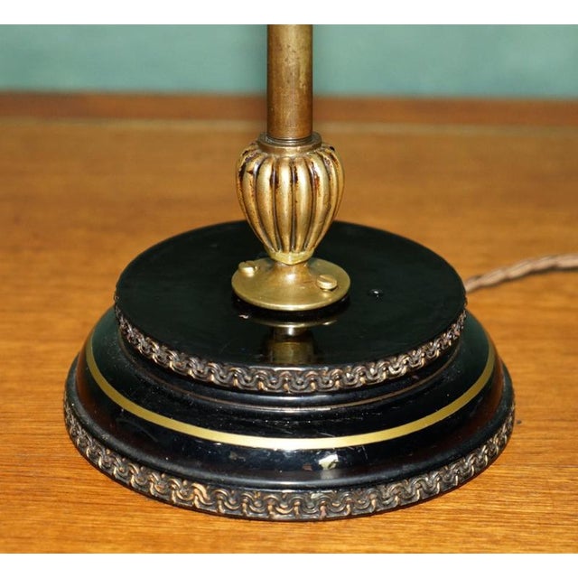 Antique Victorian Oil Lamp in Gilt Brass, 1880 For Sale - Image 3 of 10