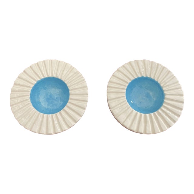 Pair of Mid Century Modern Ceramic Bowls From Chalet Suzanne For Sale