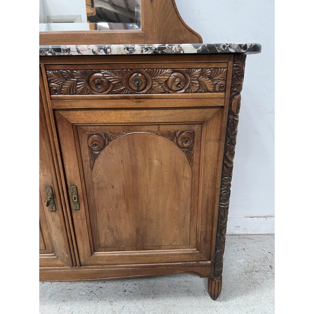 1930s Art Deco Buffet in Walnut, 1930 For Sale - Image 5 of 14