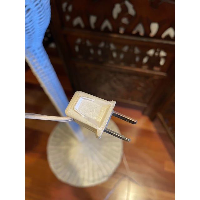 Vintage 1970s Wicker Floor Lamp Sculptural For Sale In Chicago - Image 6 of 6