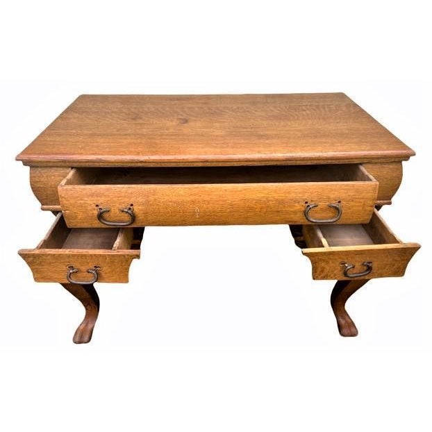 Edwardian Antique Quarter Sawn Oak Desk or Library Table - Early 20th Century For Sale In Saint Louis - Image 6 of 8
