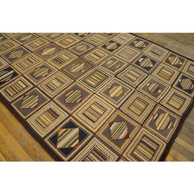 Mid 20th Century 1960s Earth Tones Diamond Square Vintage American Hooked Rug 6' X 8'7" Knotted Pile Wool Carpet For Sale - Image 5 of 9