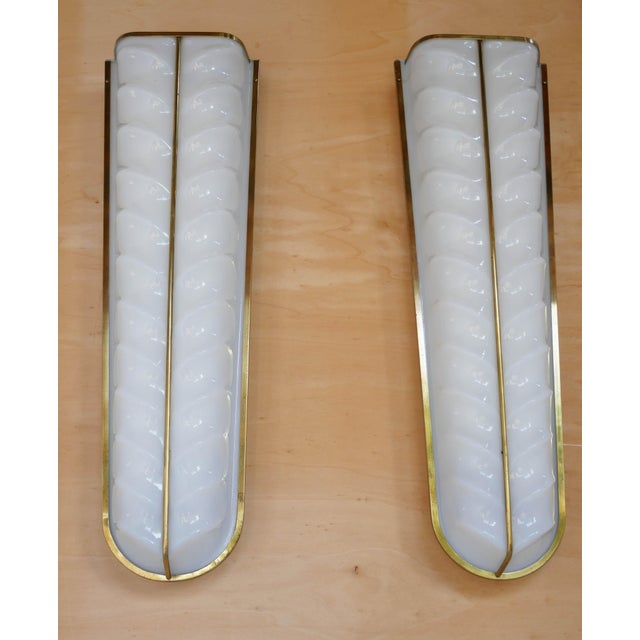 1960s Acrylic Glass Wall Lamps, Italy, 1960s, Set of 2 For Sale - Image 5 of 10