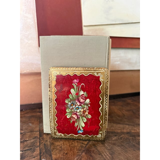 Hollywood Regency 1960s Pair of Italian Florentine Hand-Painted Red Floral Bookends by G. Serraglini Firenze For Sale - Image 3 of 12