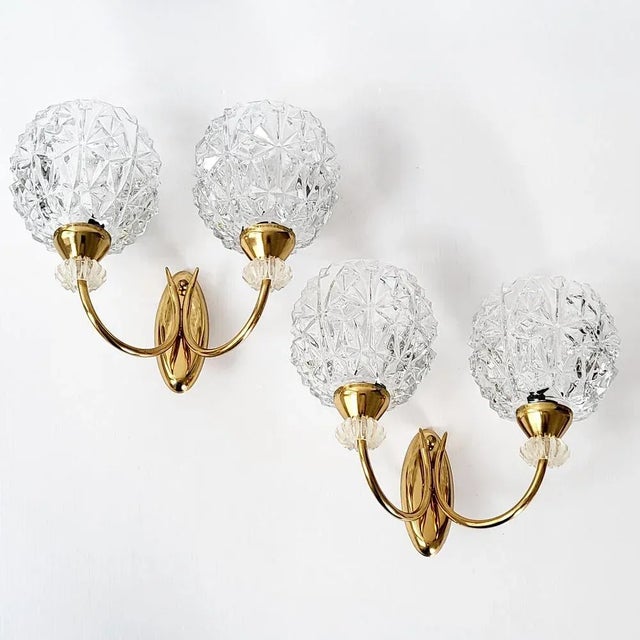Vintage French Wall Lights in Brass and Glass, 1950, Set of 2 For Sale - Image 10 of 10
