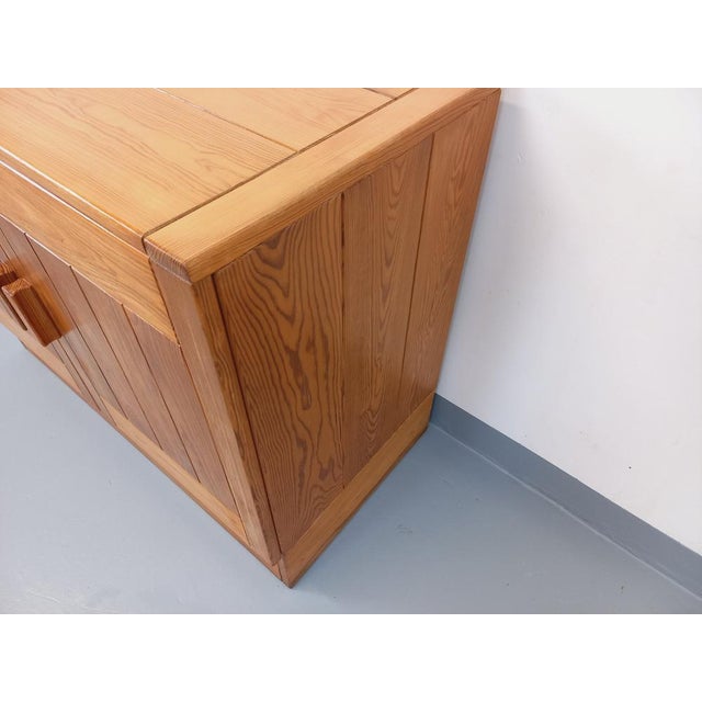 Vintage Storage Unit in Pine in the style of Charlotte Perriand for Les Arcs, 1970s For Sale - Image 9 of 16