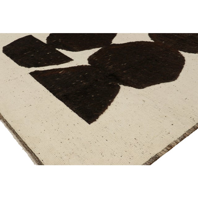 Rug & Kilim’s Moroccan Style Rug in Cream White with Brown Geometric Patterns - 13x19 For Sale In New York - Image 6 of 7