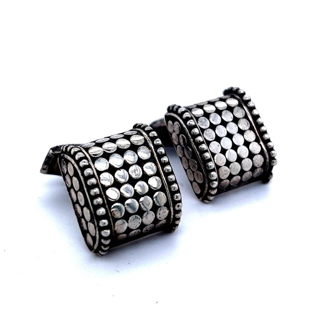 1990s Pair of John Hardy Estate Cufflinks Sterling Silver For Sale In New York - Image 6 of 7