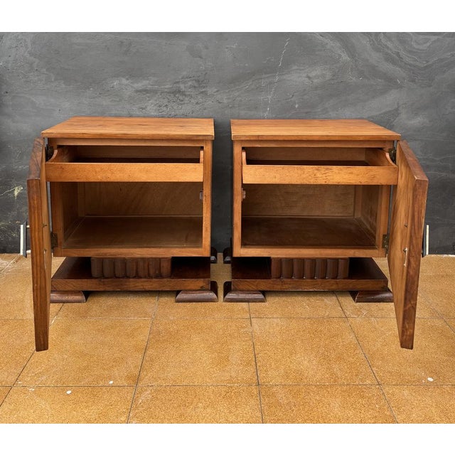 Art Deco Nightstands with Figured Wood Veneer, 1940s, Set of 2 For Sale - Image 12 of 18