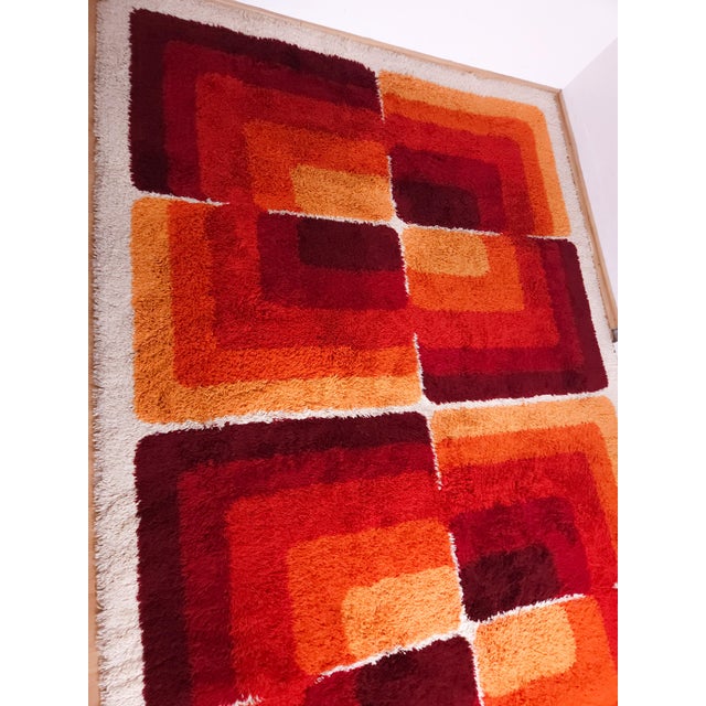 Mid-Century Modern Rug from Desso, Netherlands, 1970s, in Very Good conditions. Designed 1970 to 1979 I have official...