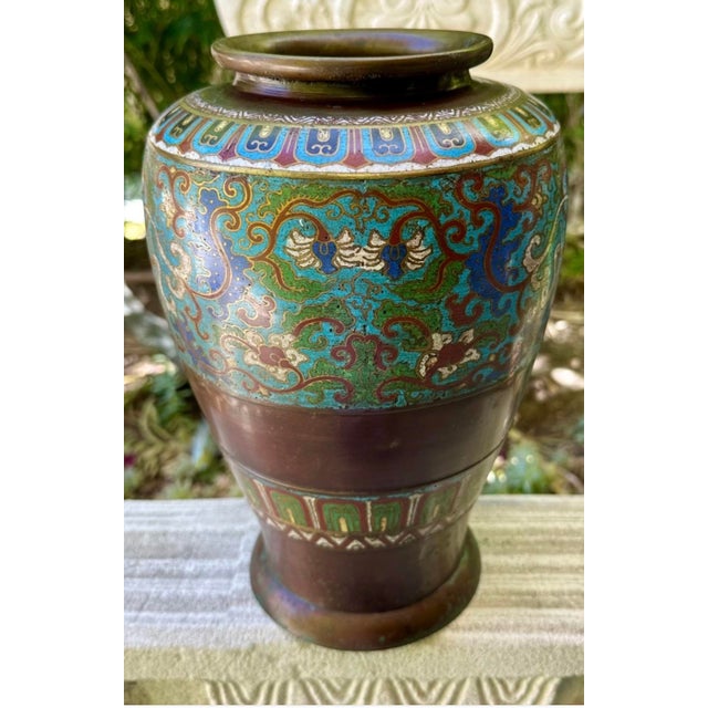 18th Century Chinese Cloisonné Bronze Vase With Lotus Flower Motif For Sale - Image 14 of 18