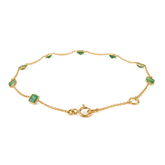 Green 1.4 Ct Natural Square Emerald Station Bracelet in 18k Yellow Gold Holiday Gift For Sale - Image 8 of 18