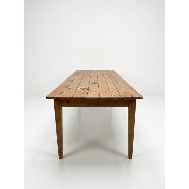 Farmhouse French Fir Dining Table, 1890, in Very Good conditions. Designed before 1890 This piece has an attribution mark,...
