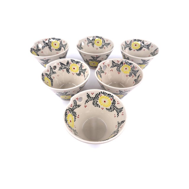 Hand-Painted Bat Trang Vietnamese Ceramic Bowls With Yellow Floral Motifs and Chopstick Rests - Set of 6 For Sale - Image 11 of 12