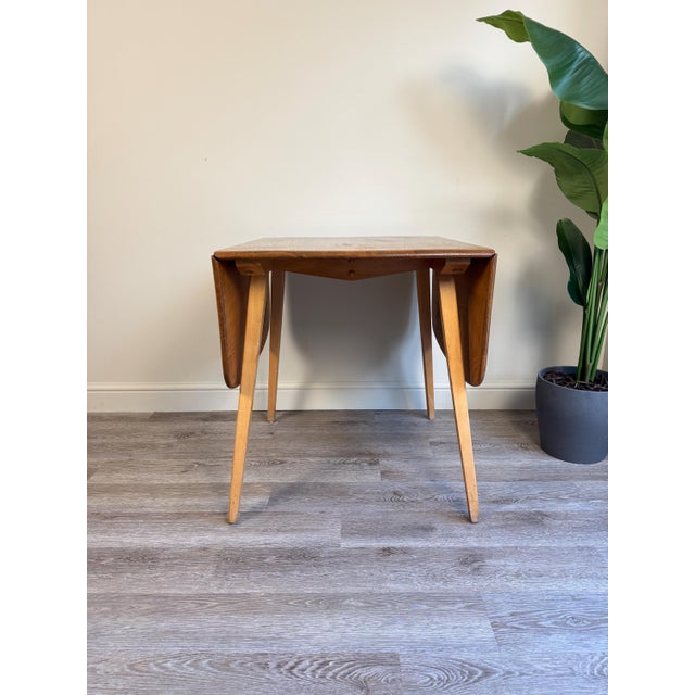 Rectangular Drop Leaf Extending Dining Table in Elm from Ercol, 1950s For Sale - Image 9 of 15