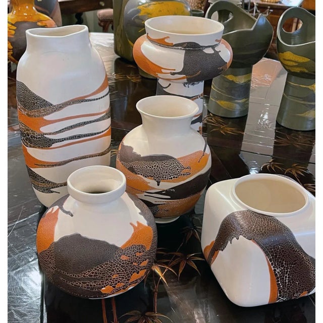 Ceramic 1960s Royal Haeger Pottery Vases W Brown & Russet Drip Glaze on Ivory Ground- Set of 5 For Sale - Image 7 of 12