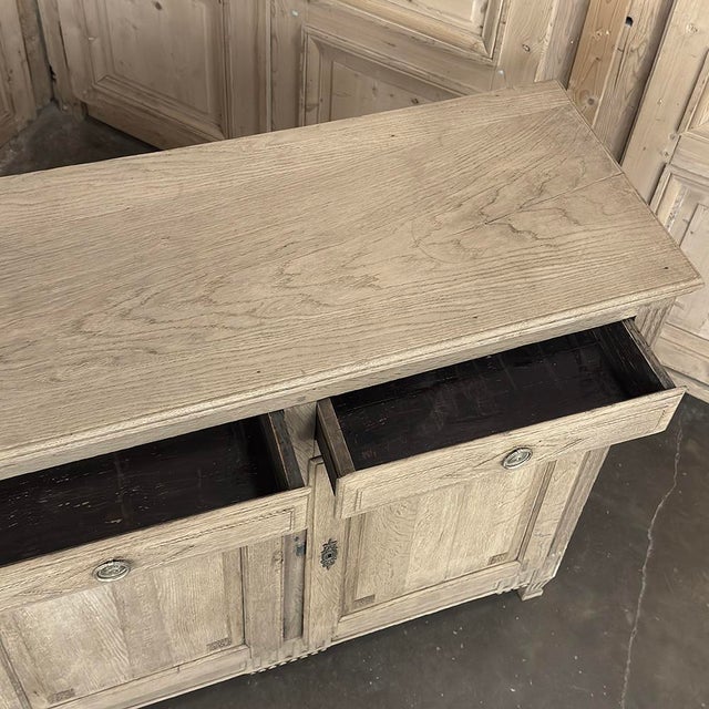 18th Century French Louis XVI Period Stripped Oak Buffet For Sale - Image 18 of 18
