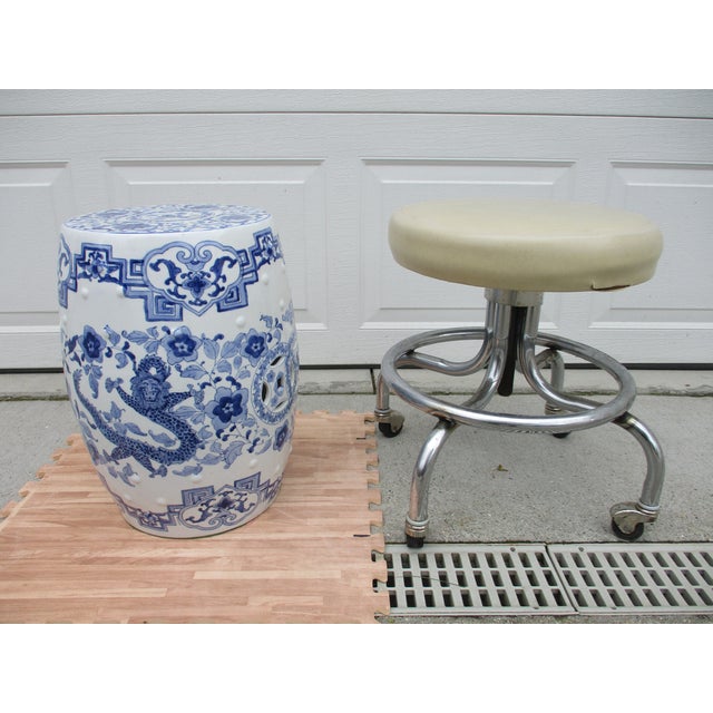 White and Blue Ceramic Chinese Garden Stool For Sale - Image 10 of 10