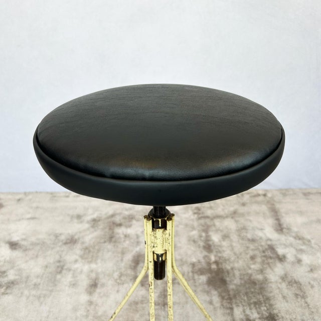 1960s Wire Frame Adjustable Stool, 1960s For Sale - Image 5 of 9