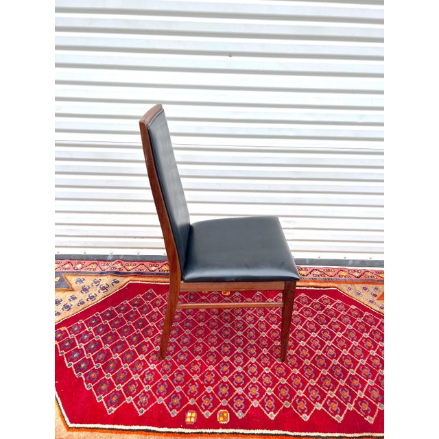 Wood Mid-Century Modern Dillingham Walnut and Black Leather Side Chair For Sale - Image 7 of 8