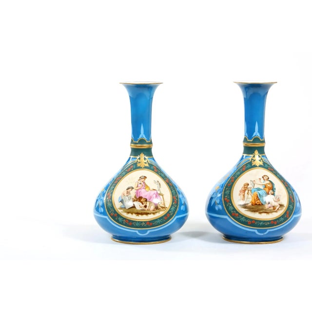 Early 20th Century / Old Paris Porcelain Vases - a Pair For Sale - Image 13 of 13