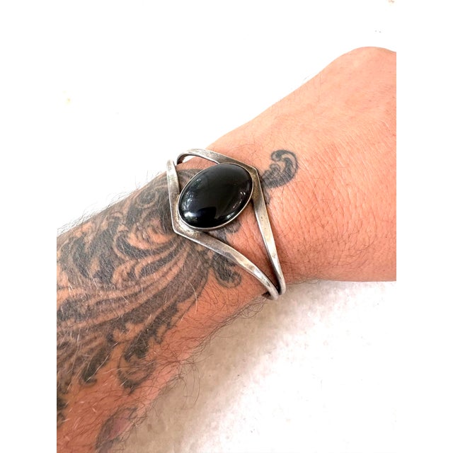 Lovely vintage sterling silver and Onyx cuff bracelet.
