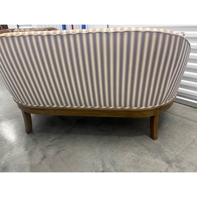 Mid 20th Century Traditional Upholstered Settee Loveseat For Sale - Image 10 of 12